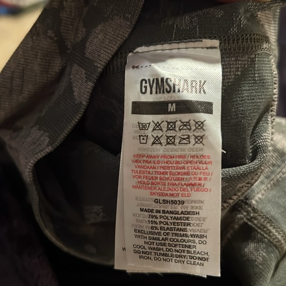 Gymshark adapt camo shorts - Picture 3 of 3